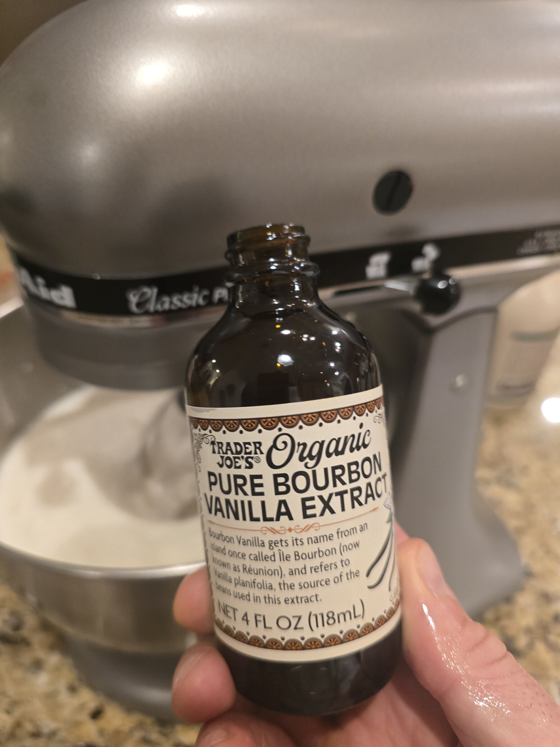 Simple Clean Vanilla Ice Cream with Five Real Ingredients - Photo 3